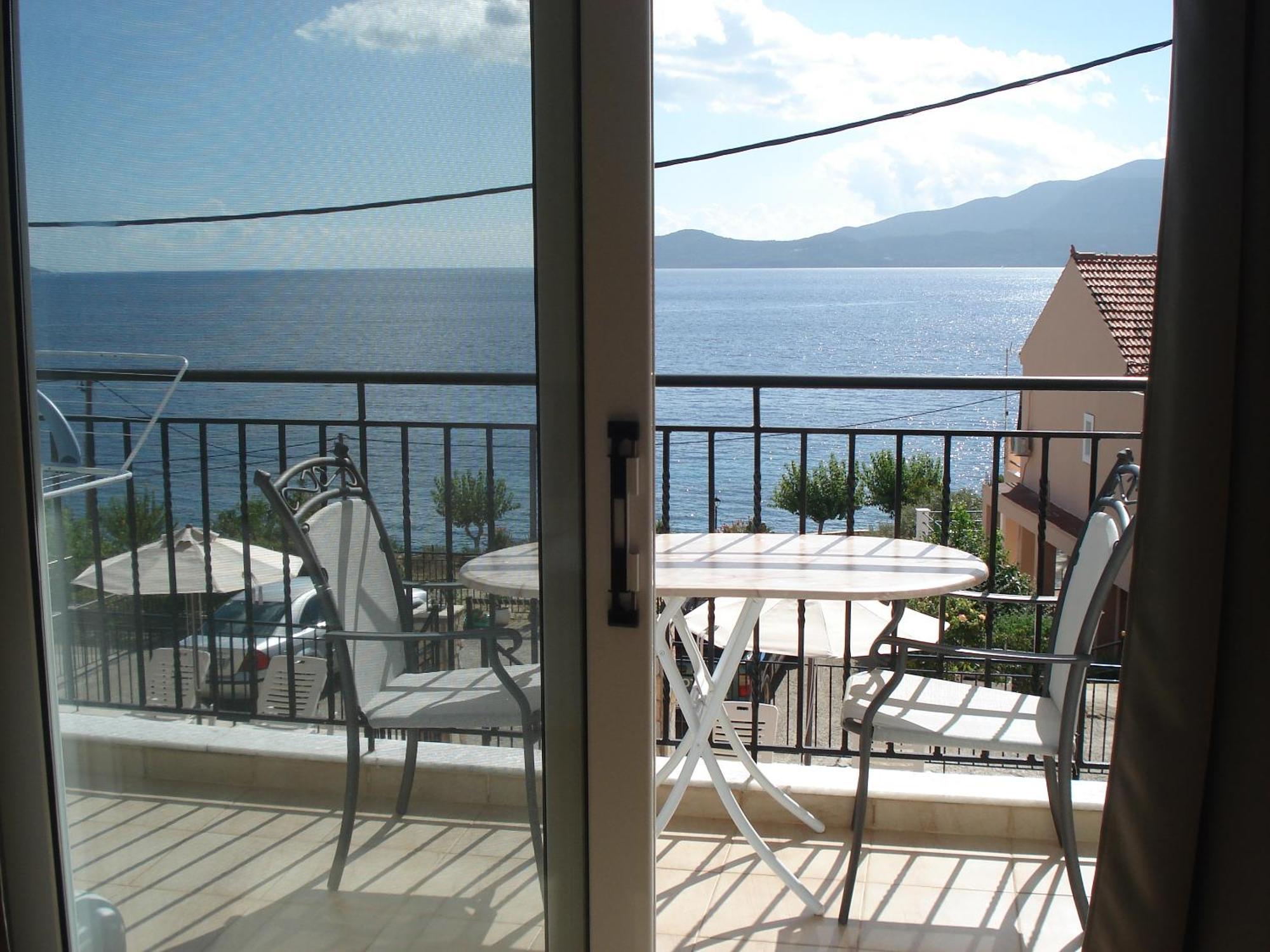 Mema'S Apartment Agia Efimia Exterior foto